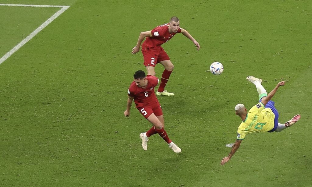 Il gol di Richarlison in Brasile-Serbia