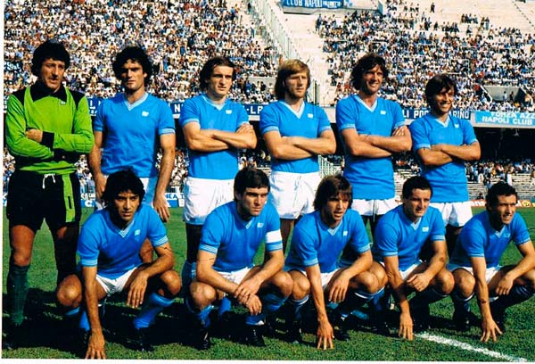 Kaus Napoli 80-an - musim 80/81