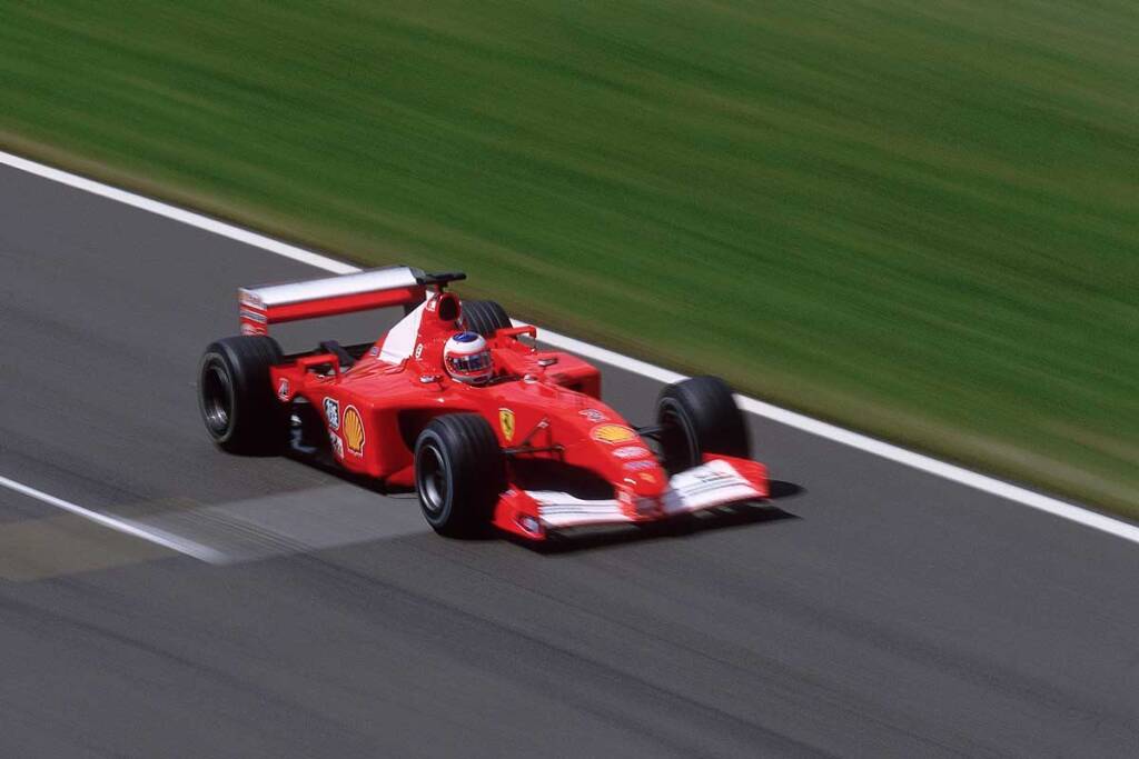 La Ferrarri bianco e rossa di Barrichello