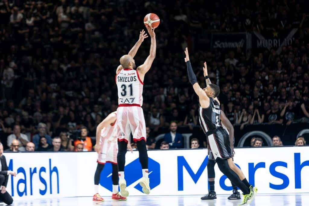 shields al tiro contro lundberg