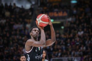 Saliou Niang della Virtus Olidata Bologna