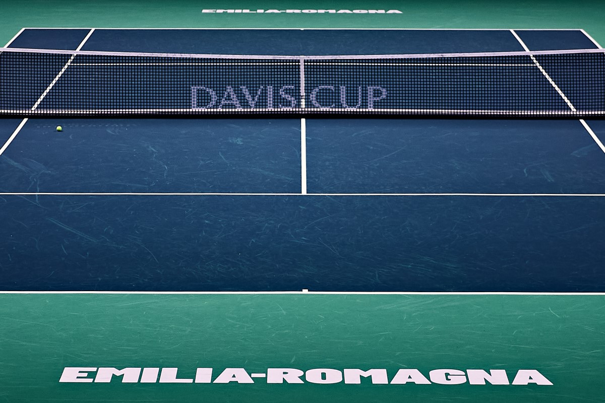 Il campo della Coppa Davis a Bologna