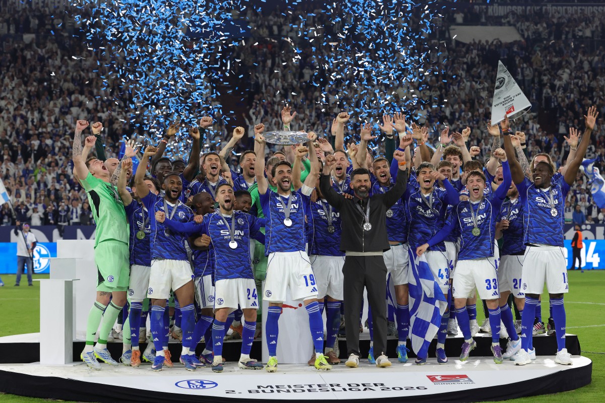 Lo Schalke 04 festeggia la vittoria della 2. Bundesliga