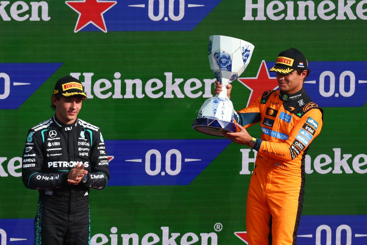 Lando Norris e Kimi Antonelli durante la premiazione del GP dei Paesi Bassi 2026
